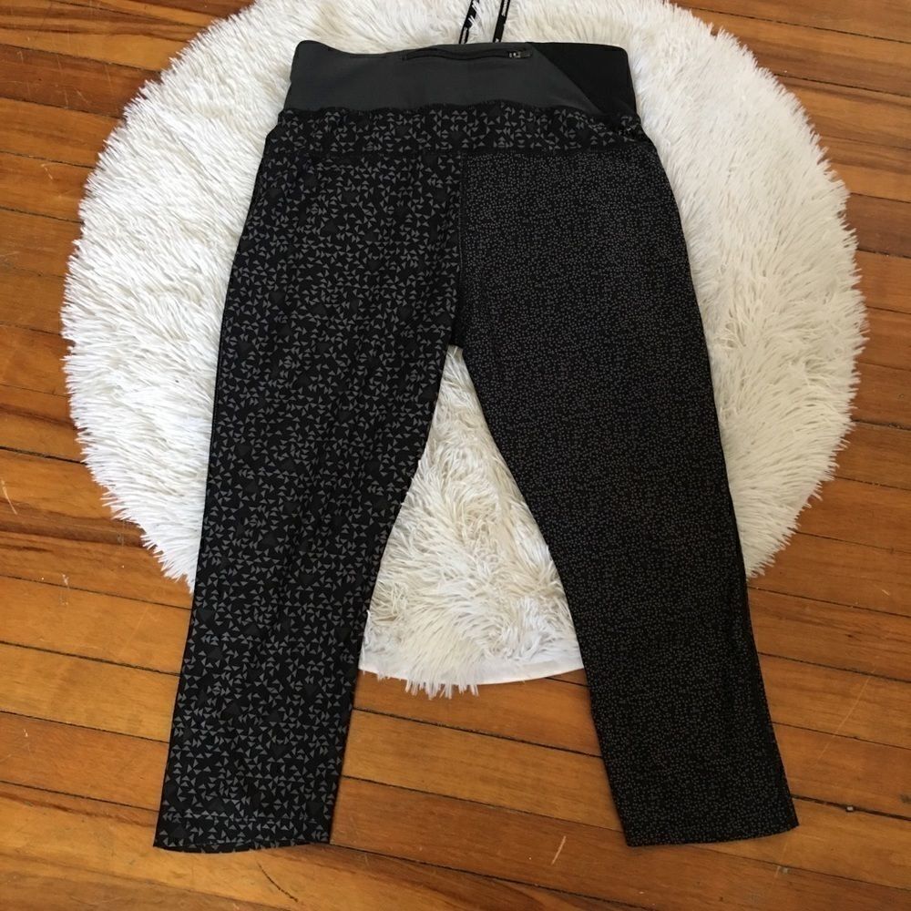 NIKE spandex calf length Run pants - Picture 3 of 4